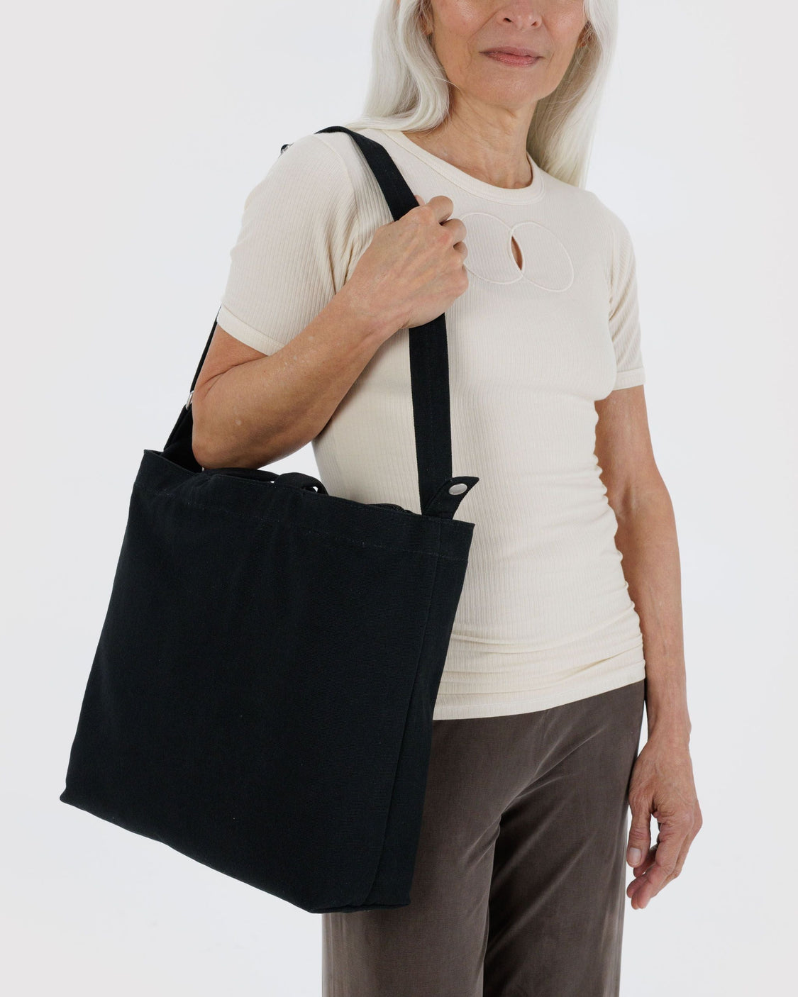 Horizontal Zip Duck Bag - Black - Essential Market Tote
