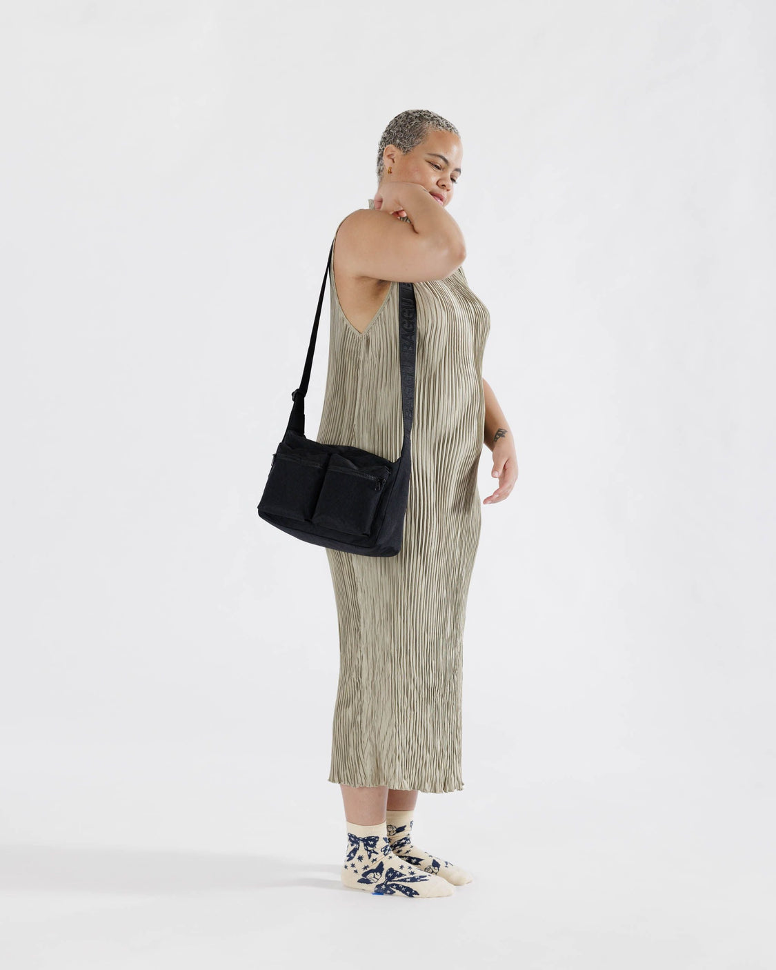 Medium Cargo Crossbody - Black - Travel Pack